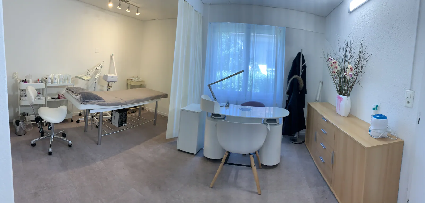 Das helle Nagelstudio in Köniz